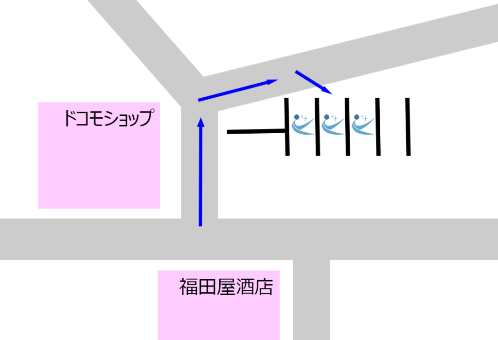 スタジオ専用駐車場の配置図。全5台のうち、指定の3台分の駐車位置を詳しく図解しています。
